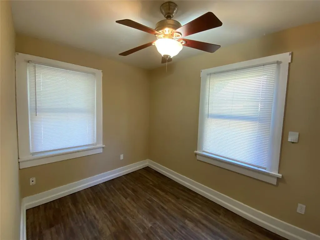 Photo 12 — 114 SE 37th Street, Oklahoma City, OK 73129