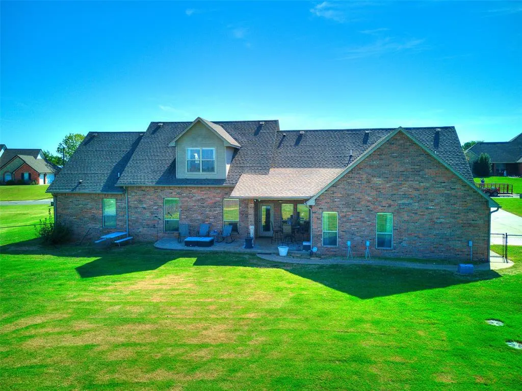 Photo 7 — 769 Silver Chase Drive, Choctaw, OK 73020