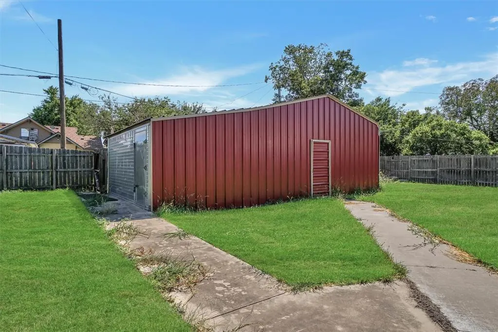 Photo 30 — 604 8th Street, Snyder, OK 73566