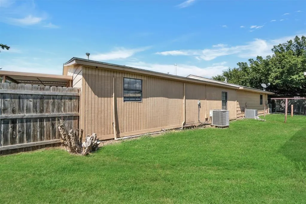 Photo 36 — 604 8th Street, Snyder, OK 73566