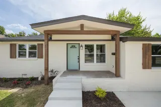Sold home at 3032 NW 66 Street