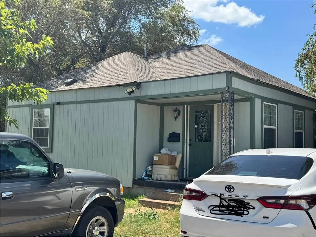 Photo 2 — 607 N N Spurgeon St Street, Altus, OK 73521