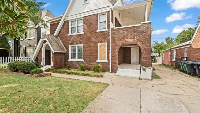 Photo 3 — 1725 NW 18th Street, Oklahoma City, OK 73106