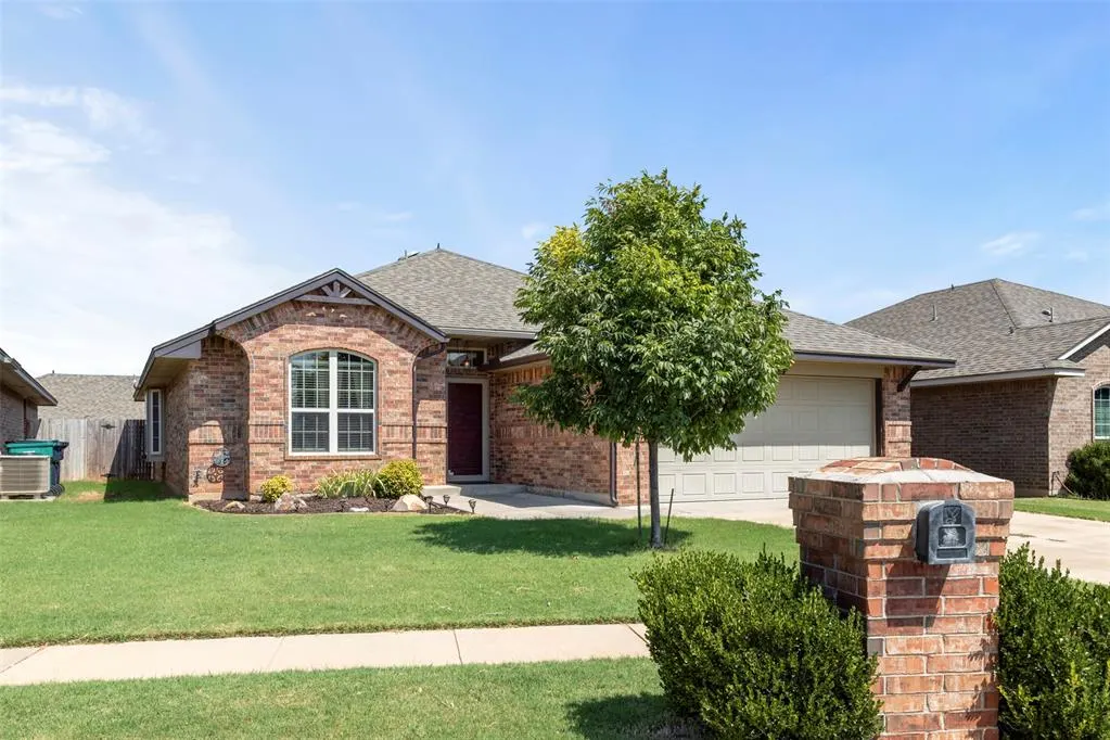 Front exterior — 8207 SW 59th Terrace, Oklahoma City, OK 73179