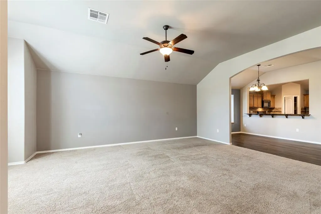 Photo 7 — 8207 SW 59th Terrace, Oklahoma City, OK 73179
