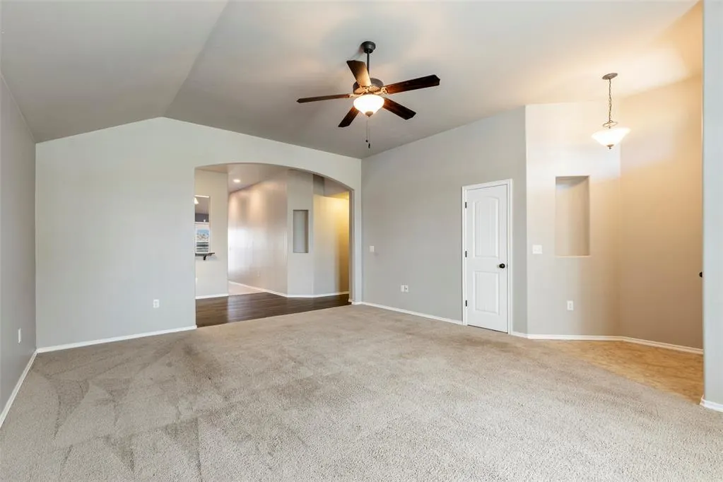 Photo 8 — 8207 SW 59th Terrace, Oklahoma City, OK 73179