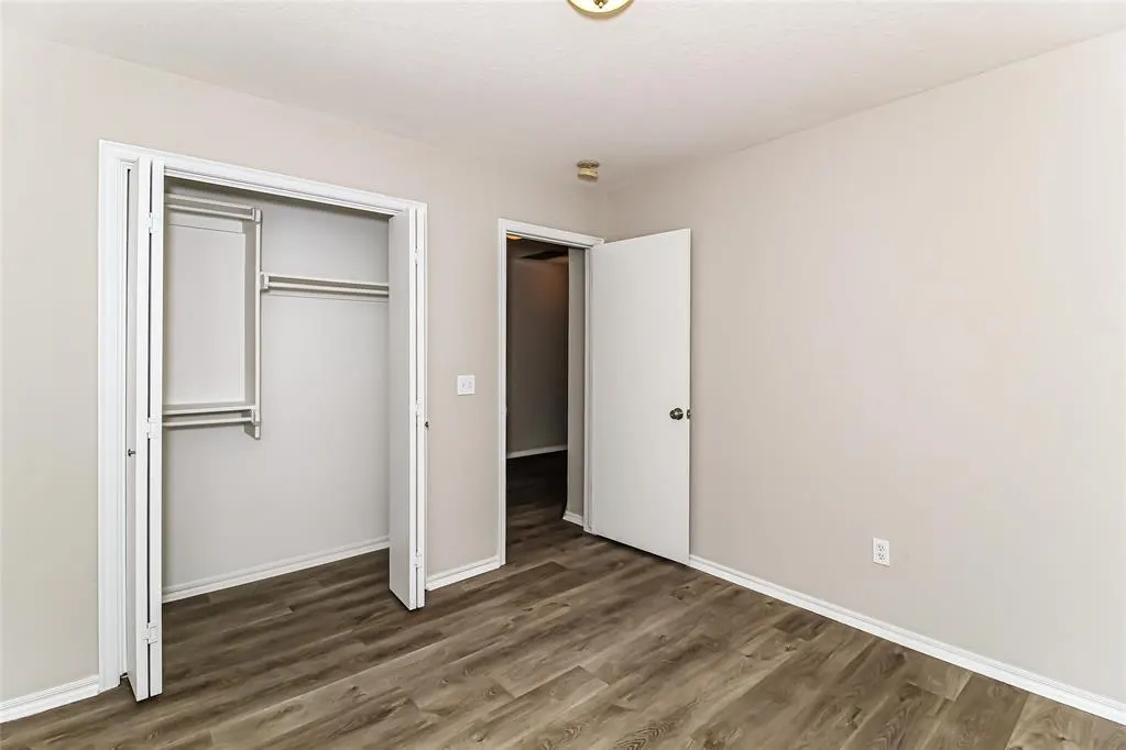 Photo 13 — 8113 Greer Way, Oklahoma City, OK 73132