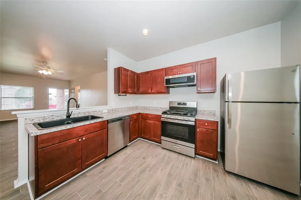 Photo 6 — 7601 Lipizzan Road, Oklahoma City, OK 73132