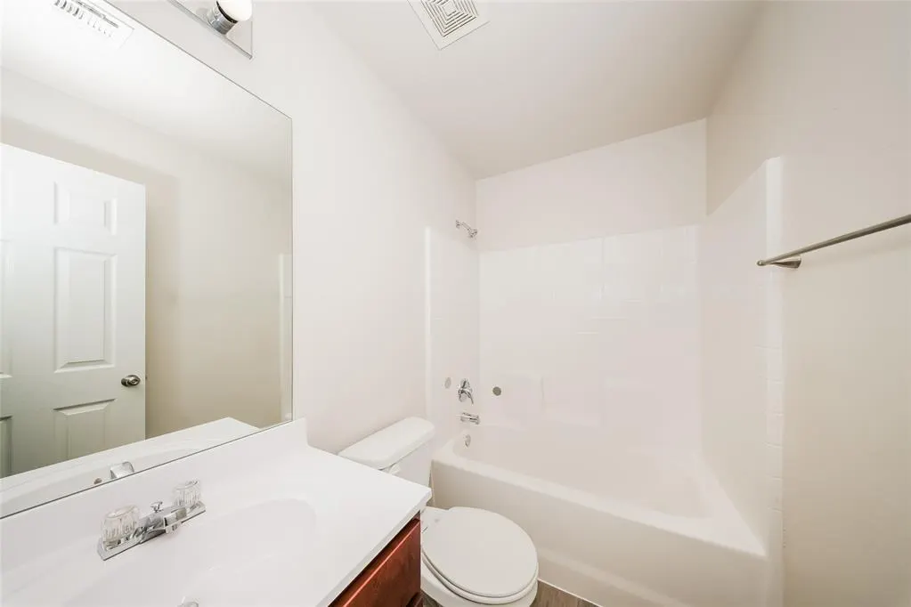 Photo 14 — 7601 Lipizzan Road, Oklahoma City, OK 73132