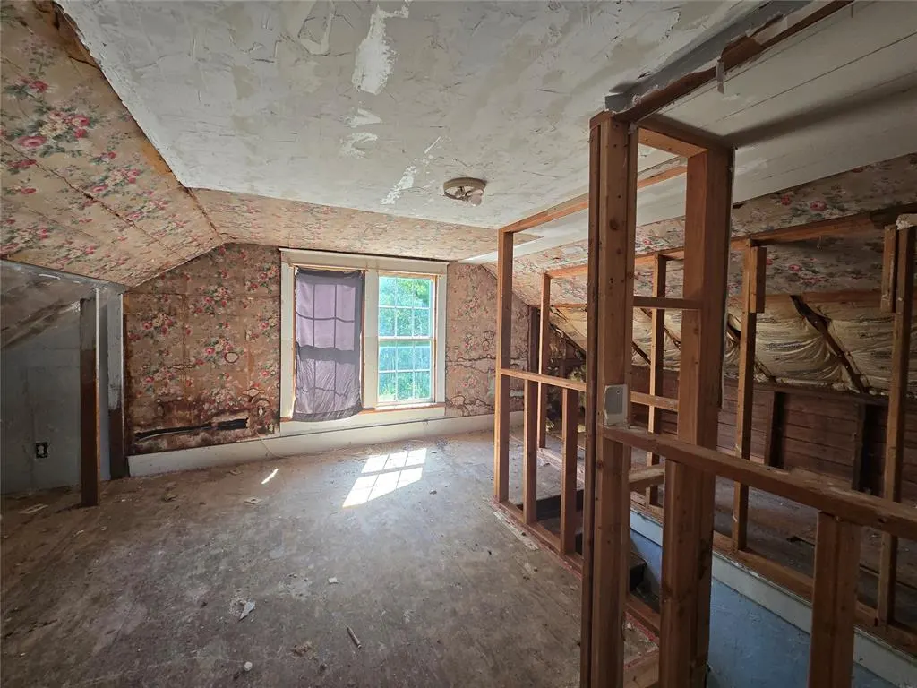 Photo 13 — 208 W Apache Street, Marlow, OK 73055