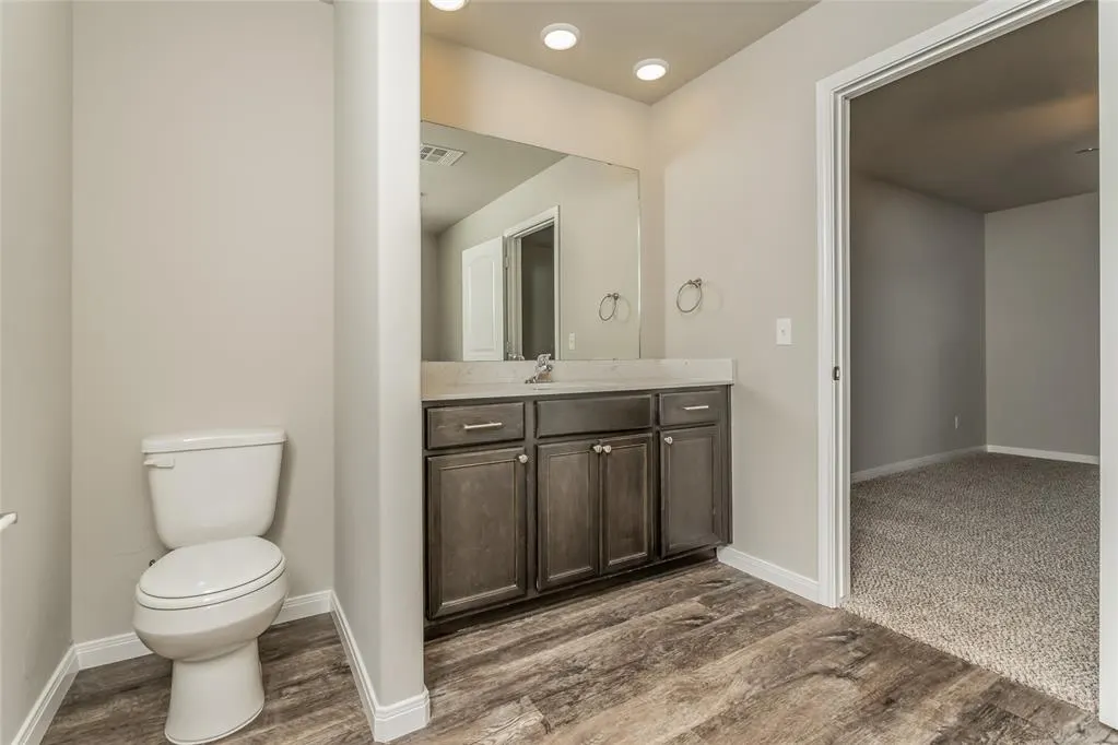 Photo 11 — 824 NW 6th Street, Newcastle, OK 73065
