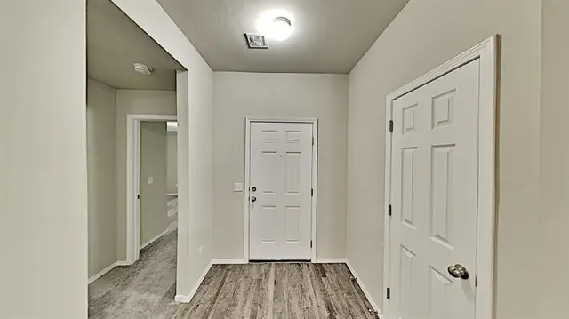 Photo 4 — 4340 Siena Ridge Boulevard, Oklahoma City, OK 73179
