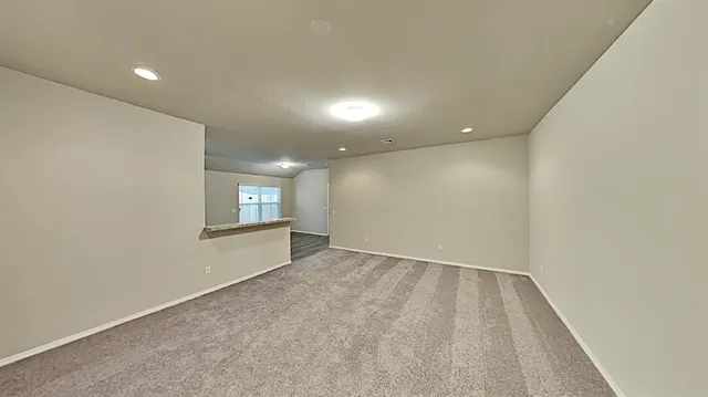 Photo 5 — 4340 Siena Ridge Boulevard, Oklahoma City, OK 73179