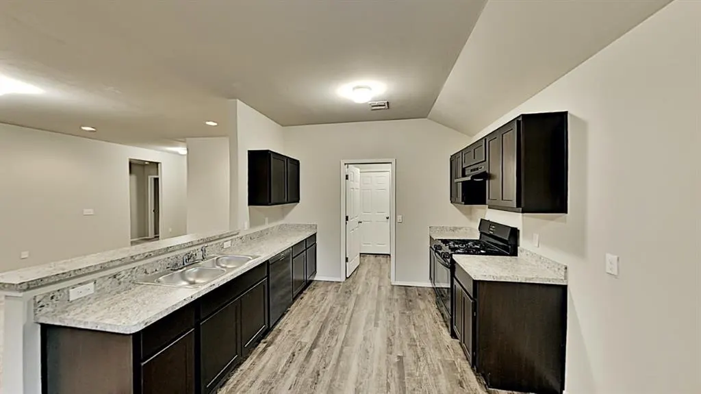 Photo 7 — 4340 Siena Ridge Boulevard, Oklahoma City, OK 73179