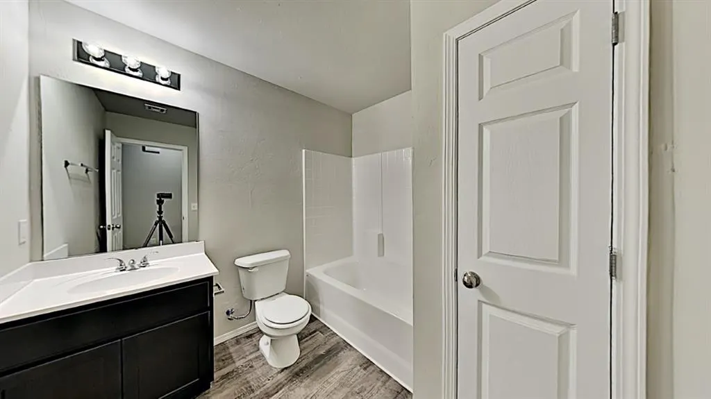 Photo 14 — 4340 Siena Ridge Boulevard, Oklahoma City, OK 73179