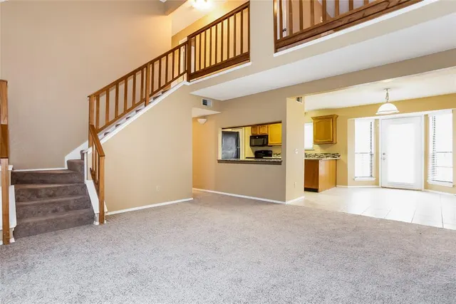 Photo 2 — 616 Firelane Road, Edmond, OK 73003