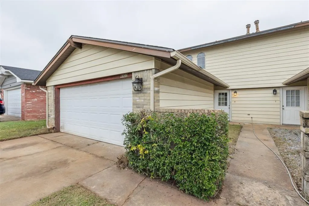 Photo 4 — 8500 Candlewood Drive, Oklahoma City, OK 73132