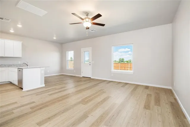 Photo 4 — 5450 Mac Road, Tuttle, OK 73089