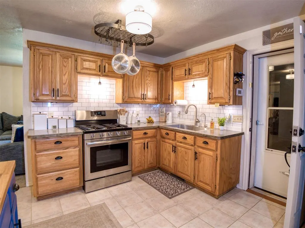 Photo 24 — 13501 E Memorial Road, Jones, OK 73049