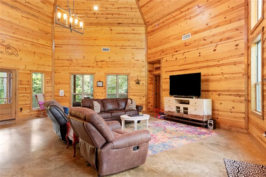 Photo 10 — 69 White Tail Circle, Broken Bow, OK 74728