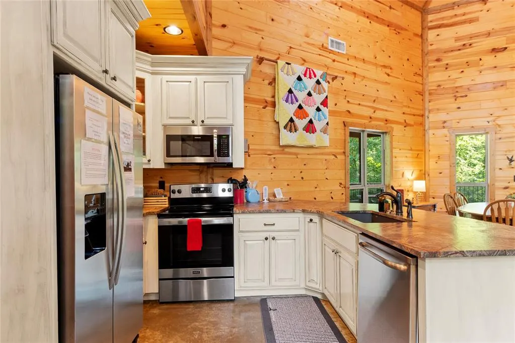 Photo 11 — 69 White Tail Circle, Broken Bow, OK 74728