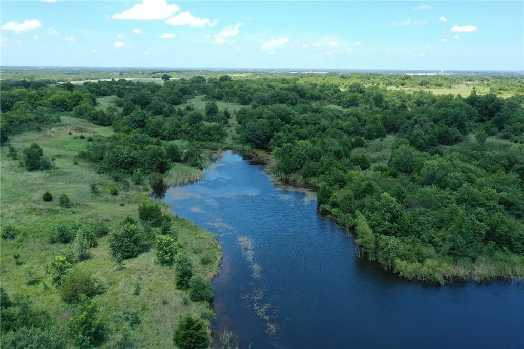 Photo 4 — 3210 N County Road, Pauls Valley, OK 73433