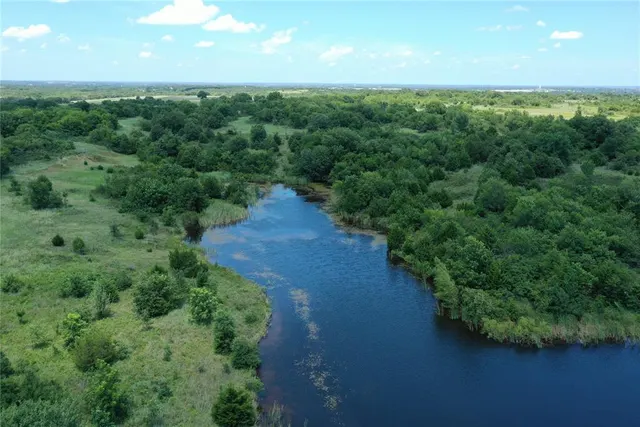Photo 4 — 3210 N County Road, Pauls Valley, OK 73433