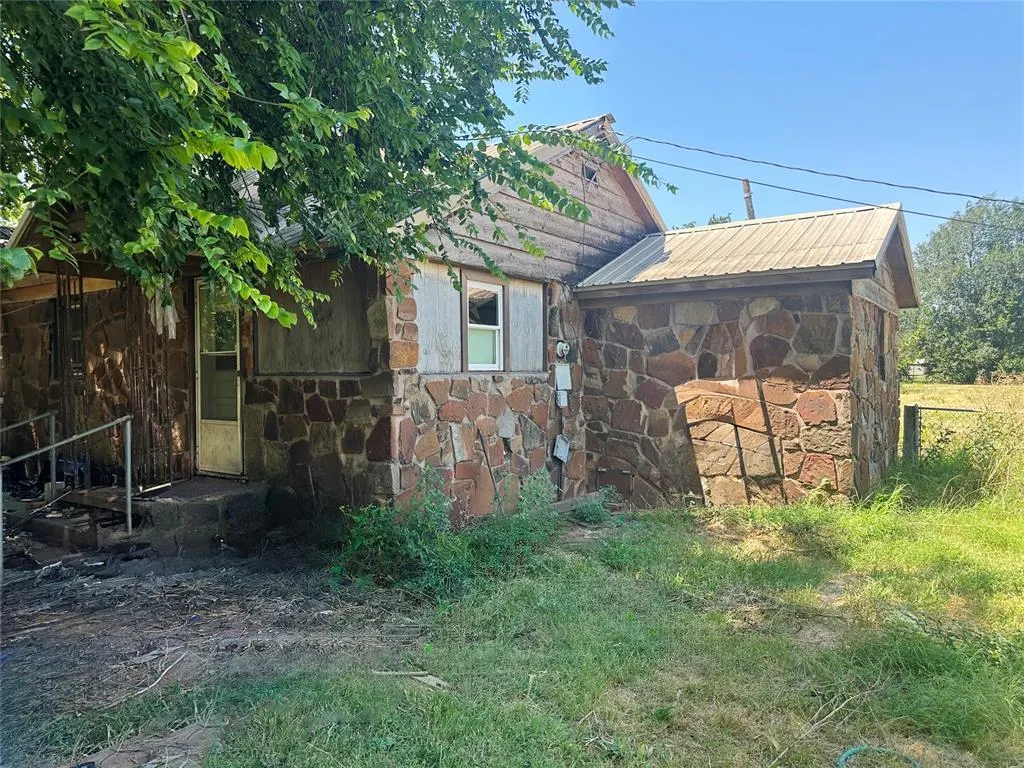 Photo 24 — 1016 El Reno Avenue, Chickasha, OK 73018