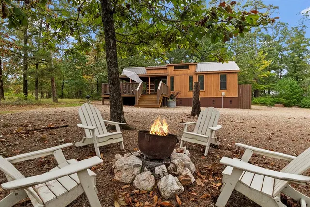Photo 3 — 306 Neeson Wood Lane, Broken Bow, OK 74728