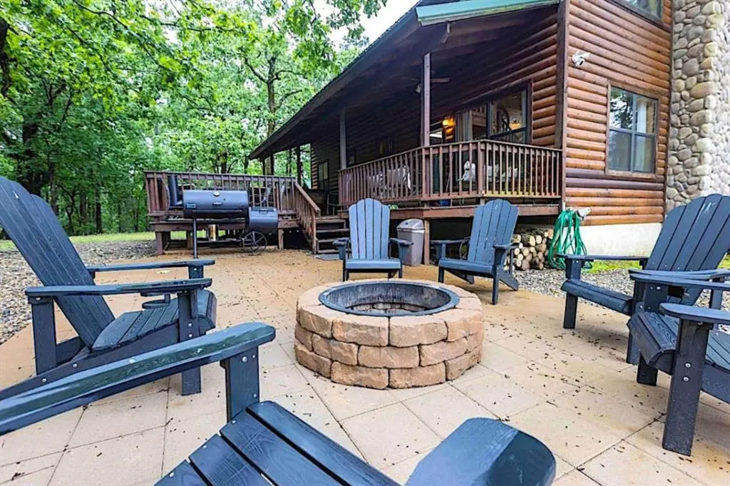 Front exterior — 365 Split Shot Circle, Broken Bow, OK 74728