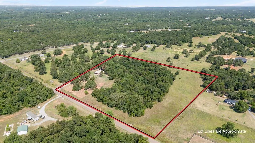 Photo 16 — 10915 E Tecumseh Road, Norman, OK 73026