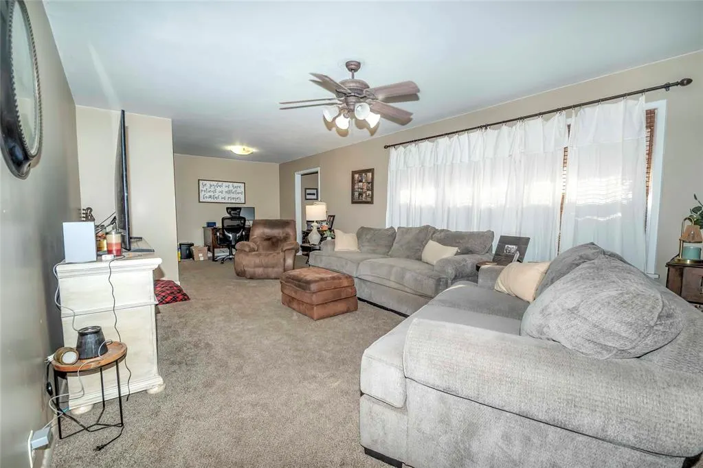 Photo 20 — 200 N Dewey Avenue, Chandler, OK 74834