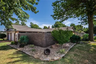 Sold home at 2912 N Shannon Avenue
