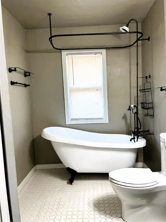 Photo 6 — 823 NW 30th Street, Oklahoma City, OK 73118