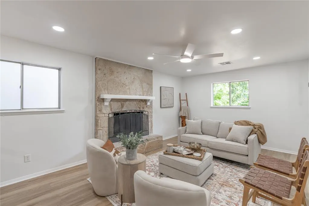 Photo 8 — 4009 NW 62nd Terrace, Oklahoma City, OK 73112