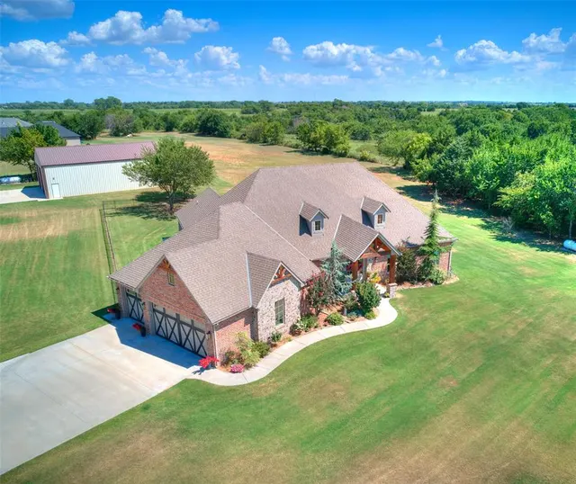 Photo 2 — 1119 County Street 2910, Tuttle, OK 73089