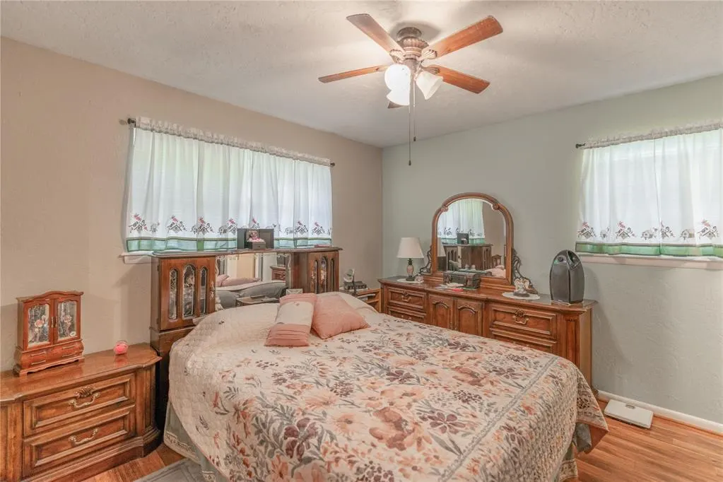 Photo 14 — 502 S 9th Street, Tecumseh, OK 74873