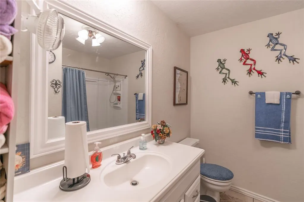 Photo 21 — 502 S 9th Street, Tecumseh, OK 74873