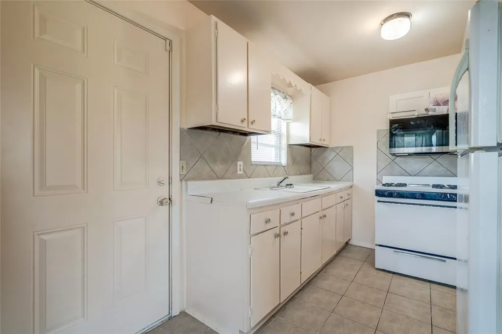 Photo 9 — 519 N Martin Luther King Avenue, Coyle, OK 73027