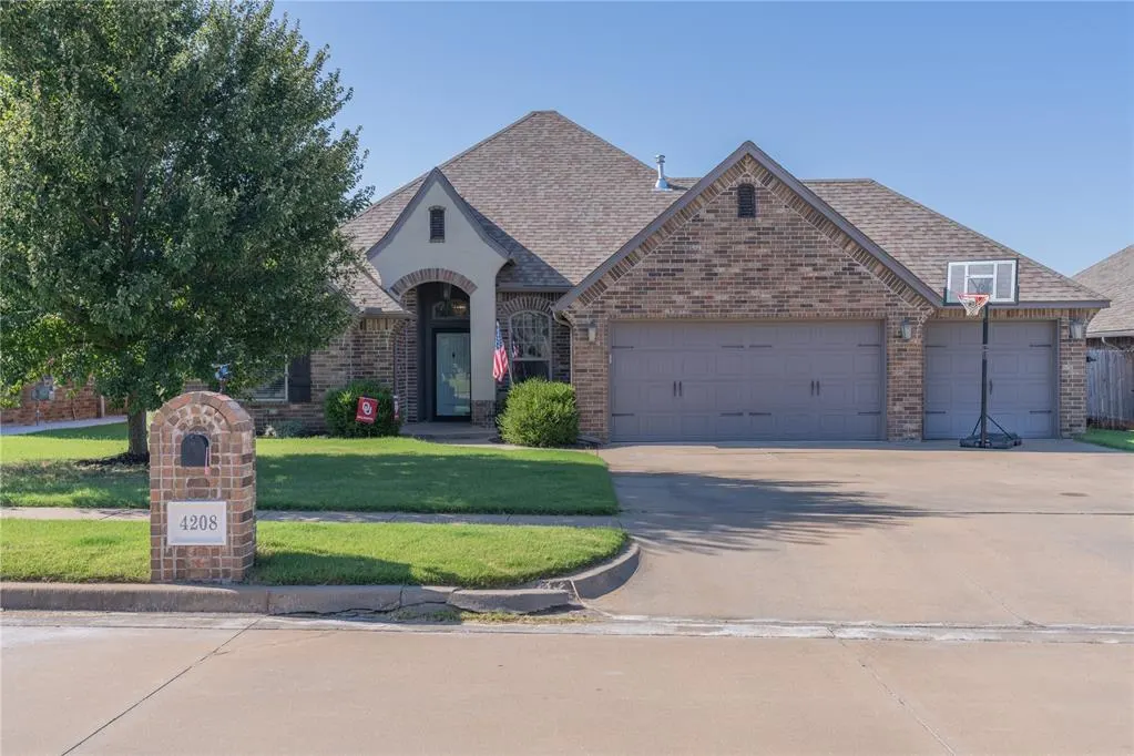 Front exterior — 4208 SE 37th Street, Oklahoma City, OK 73165