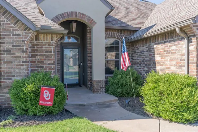Photo 3 — 4208 SE 37th Street, Oklahoma City, OK 73165