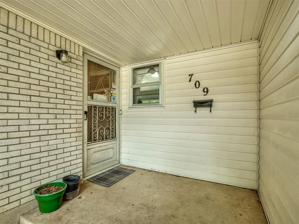 Photo 3 — 709 N Tompkins Drive, Oklahoma City, OK 73127
