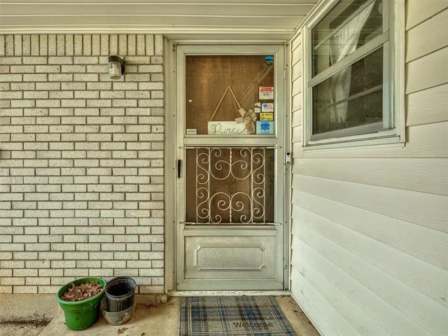 Photo 4 — 709 N Tompkins Drive, Oklahoma City, OK 73127