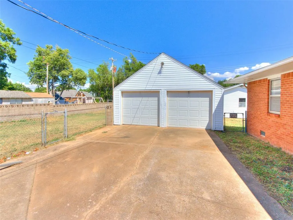 Photo 32 — 615 S 9th Street, Kingfisher, OK 73750