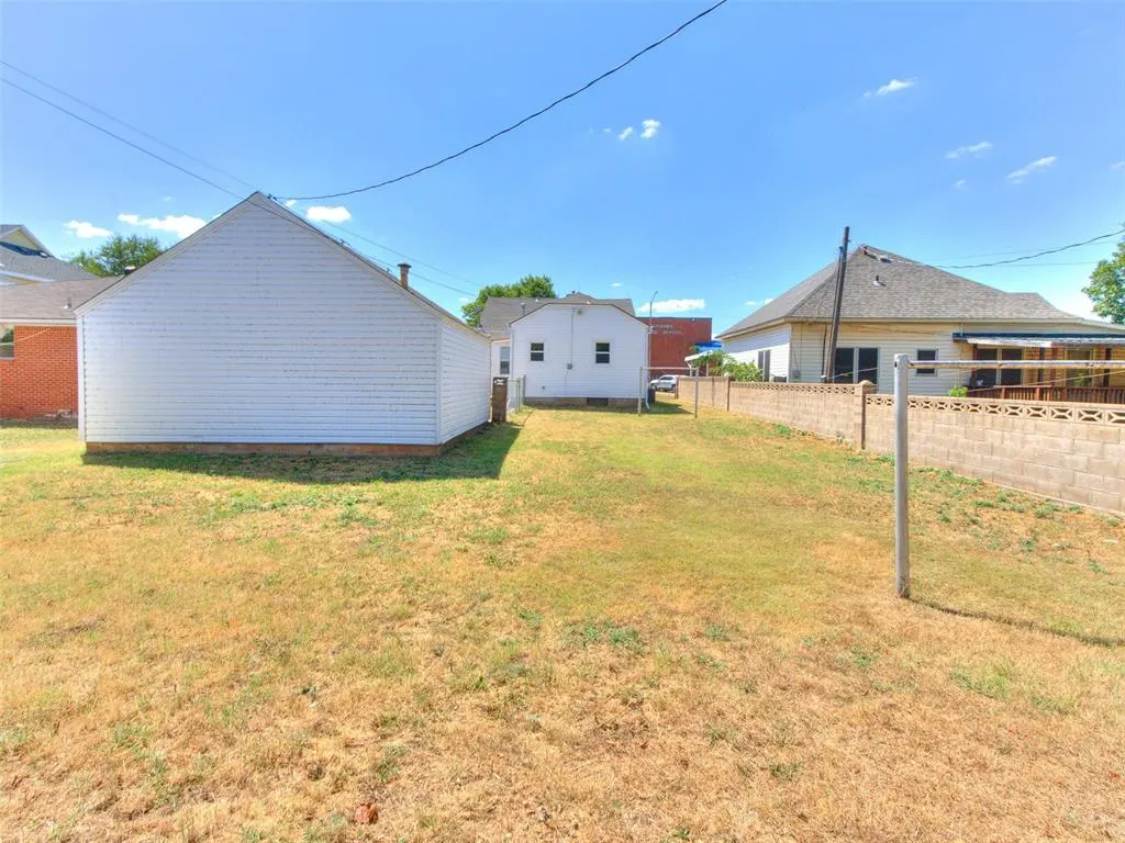 Photo 34 — 615 S 9th Street, Kingfisher, OK 73750