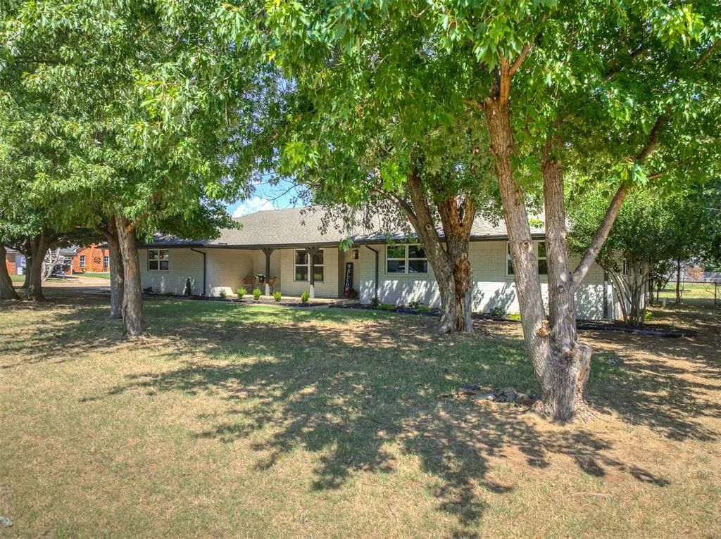 Front exterior — 720 N 3rd Street, Cashion, OK 73016