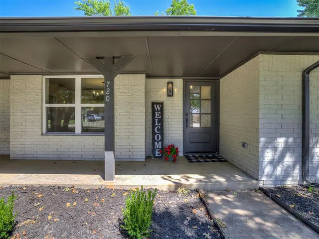 Photo 5 — 720 N 3rd Street, Cashion, OK 73016