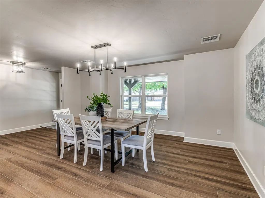 Photo 9 — 720 N 3rd Street, Cashion, OK 73016