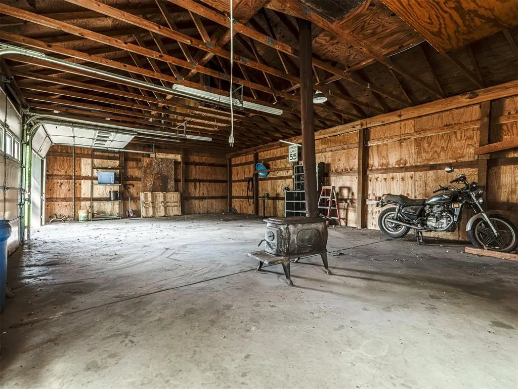 Photo 44 — 720 N 3rd Street, Cashion, OK 73016