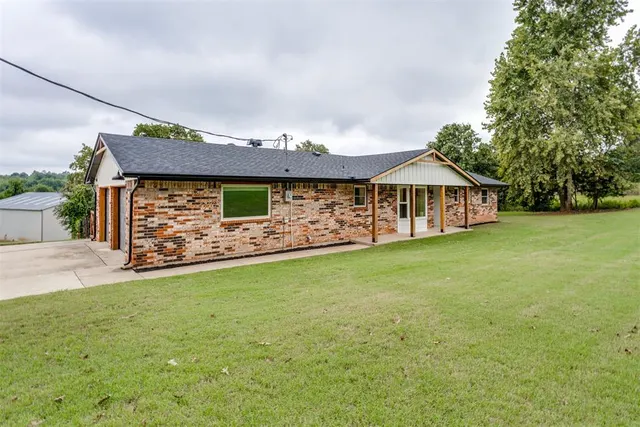 Photo 3 — 9900 S Hiwassee Road, Oklahoma City, OK 73165